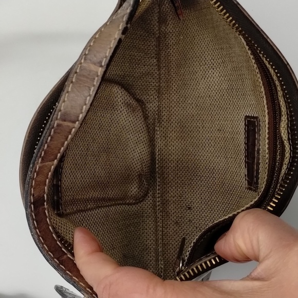 Dooney & Bourke Crocodile Embossed Beige Mini Slim Bag Bayou Collection - Picture 8 of 11